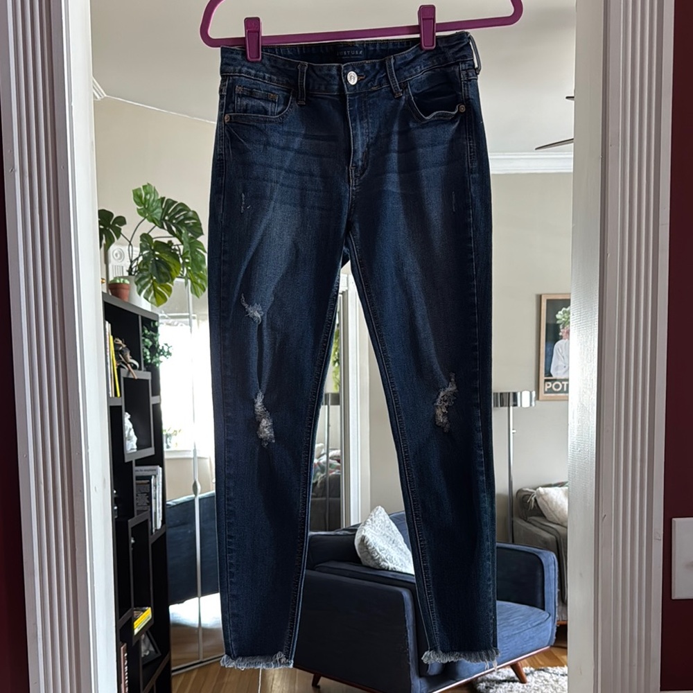 Just USA Blue Ankle Cropped Distressed Jeans